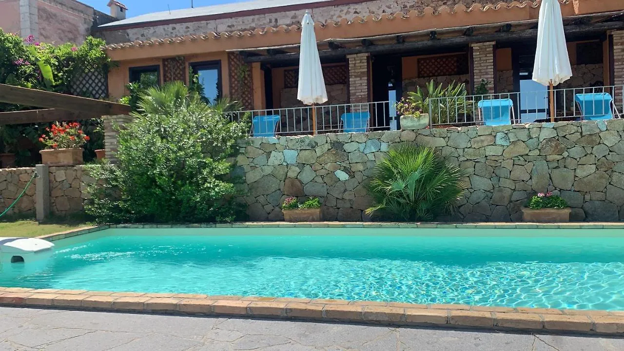 Antico Casale Del Poggio Hotel Capoterra 3*,