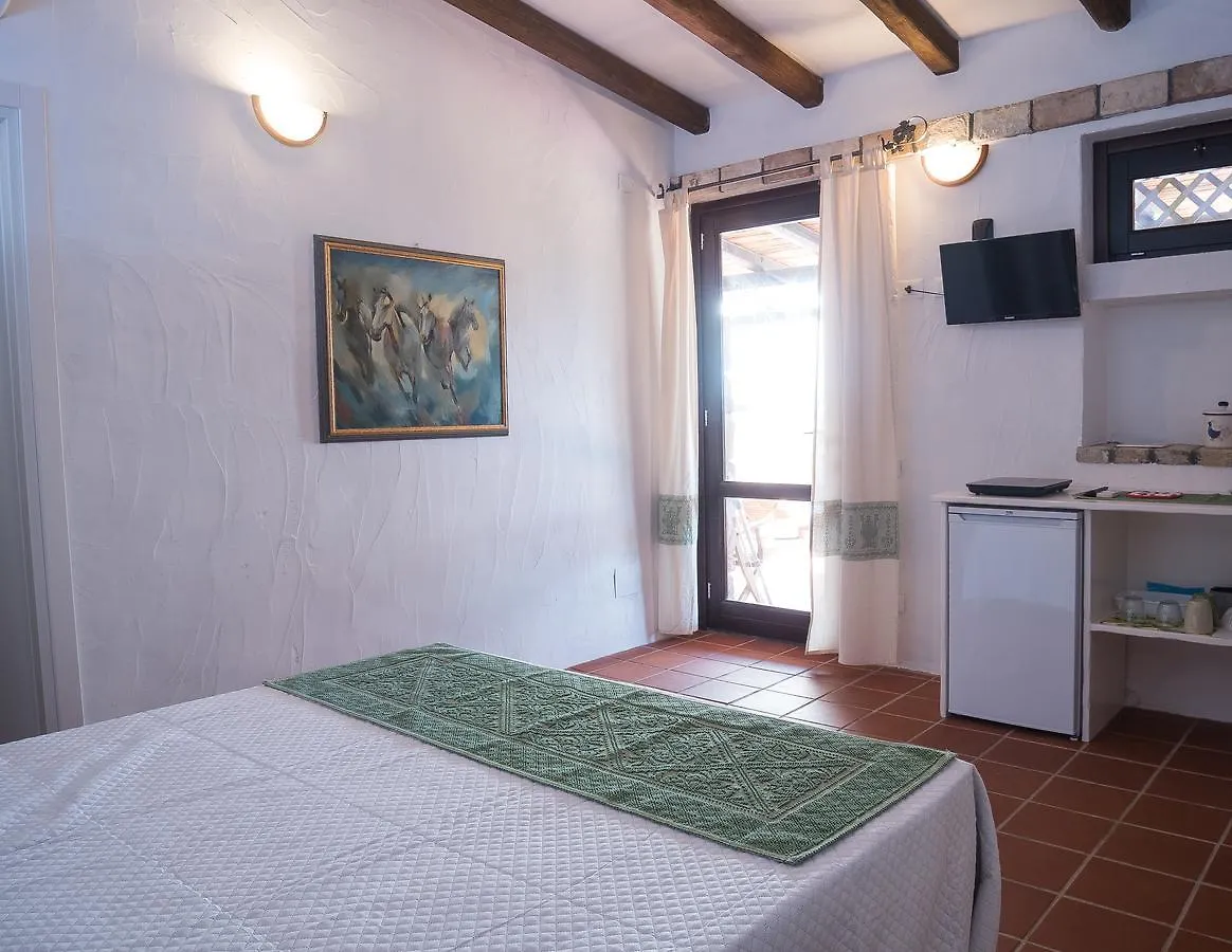 Guest house Antico Casale Del Poggio Hotel Capoterra